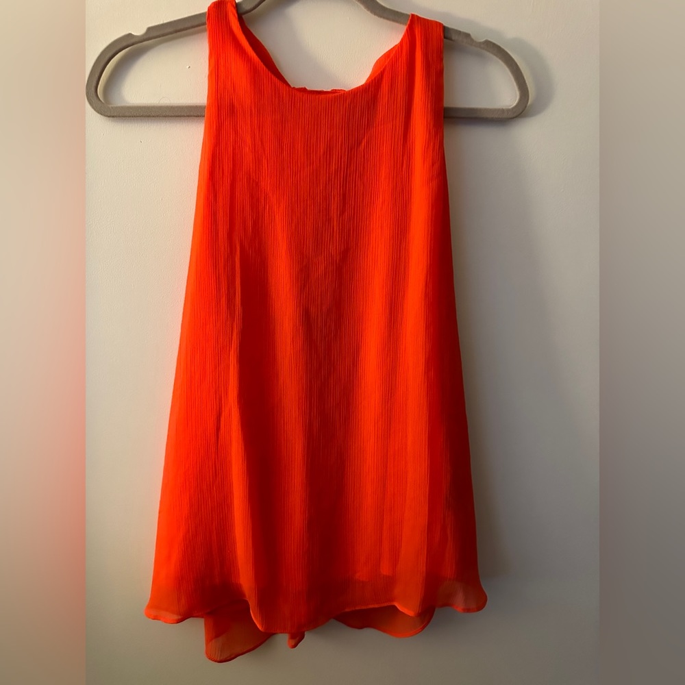Coral/pink sleeveless float shirt- size small